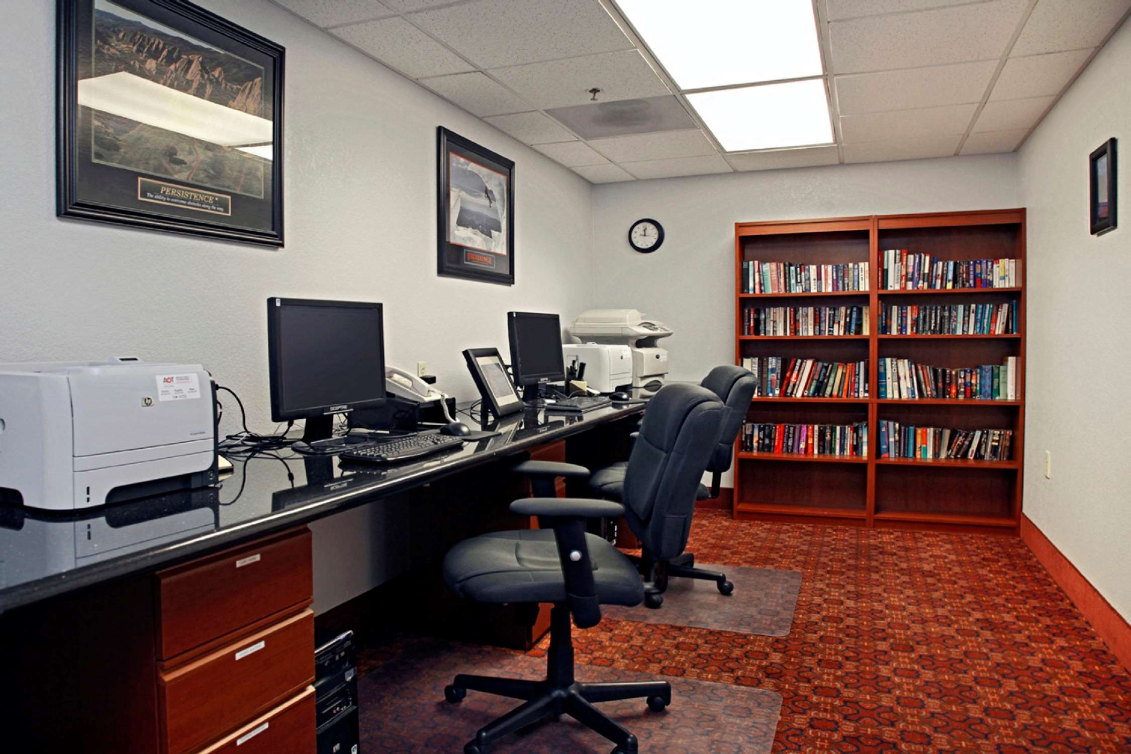 Hampton Inn & Suites Phoenix Scottsdale - photo 21