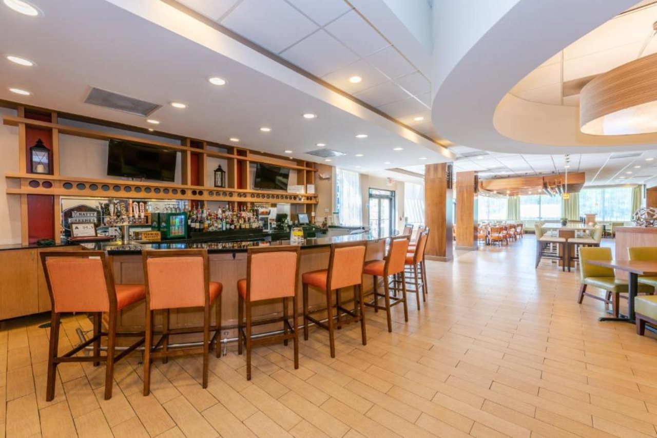 Doubletree By Hilton Greensboro Airport - photo 7