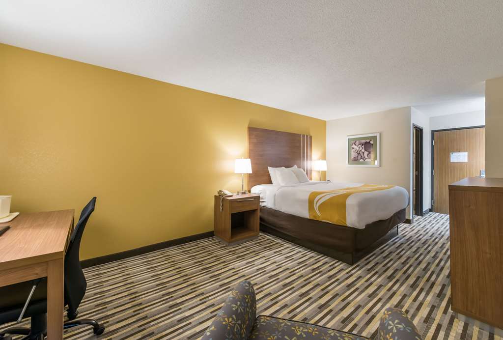 Quality Inn Michigan City South - photo 7