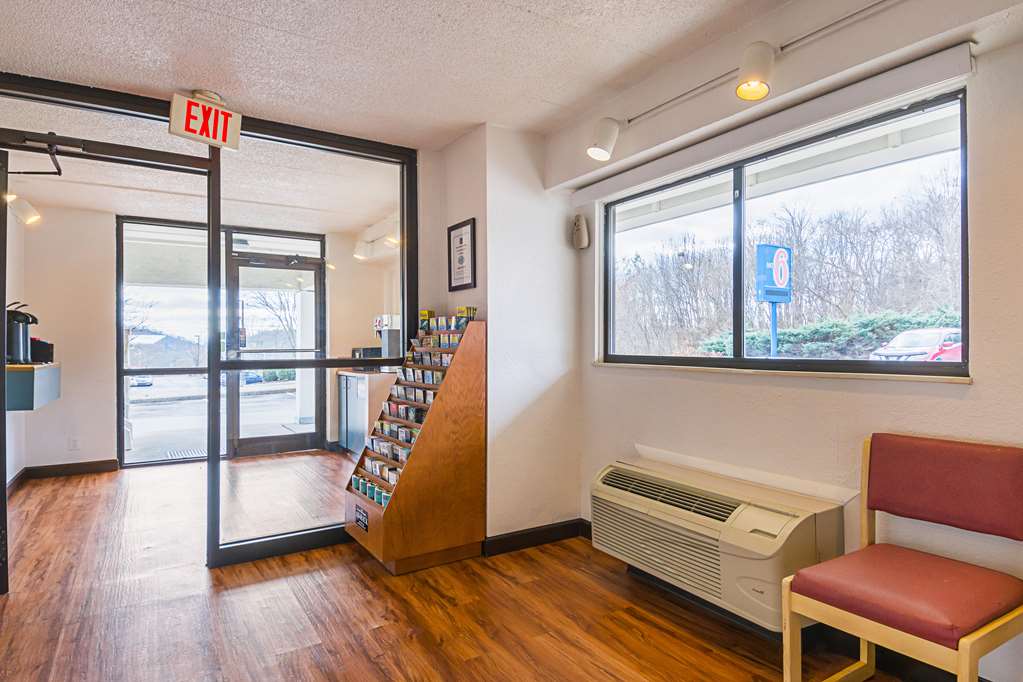Motel 6 Knoxville TN North - photo 23