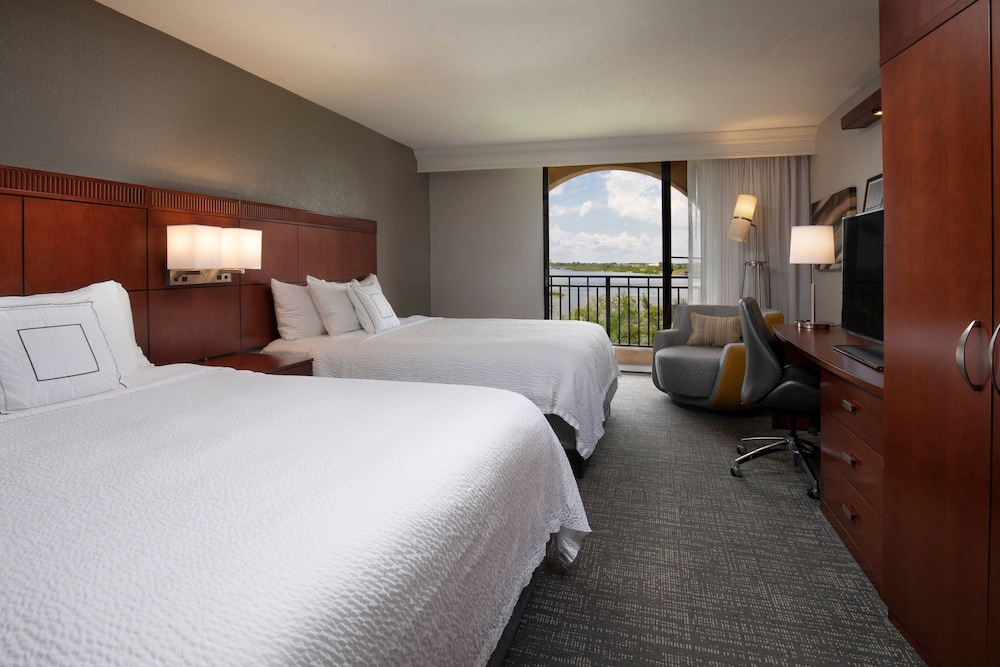 Courtyard by Marriott Bradenton Sarasota Riverfront - photo 10