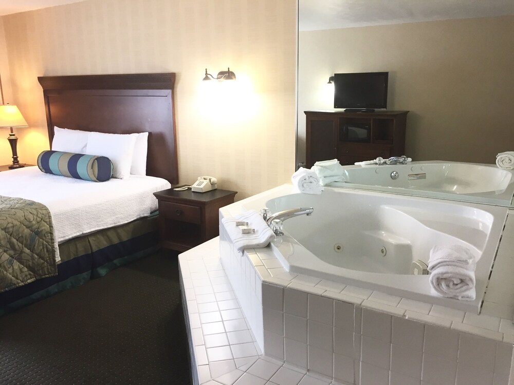 Baymont by Wyndham Branson Theatre District - photo 20
