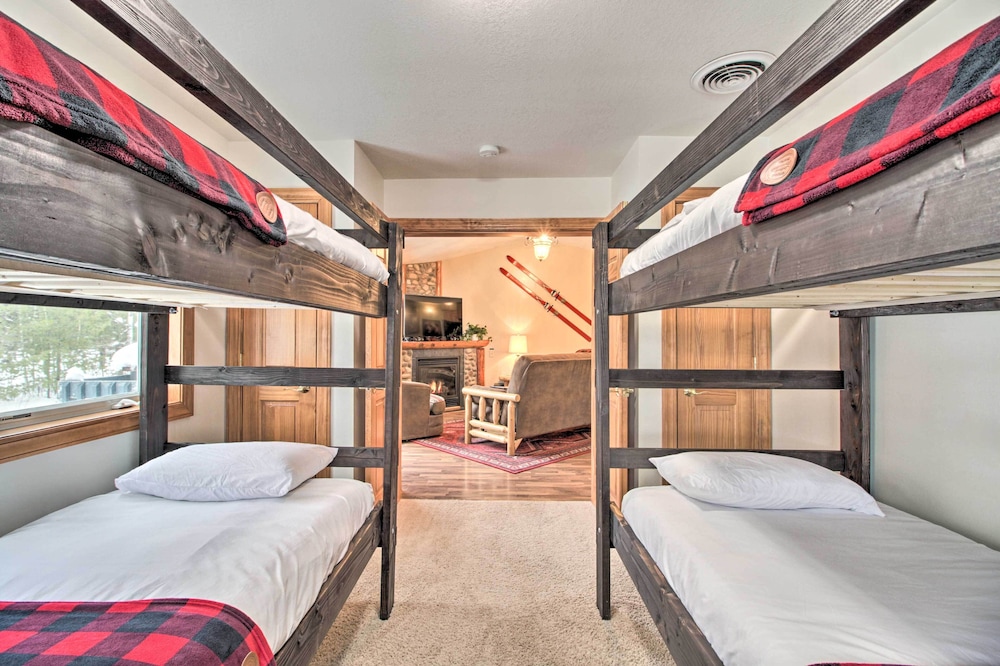 Biwabik Vacation Rental Near Giants Ridge — 4-Star Luxury Hotel in Aurora, United States