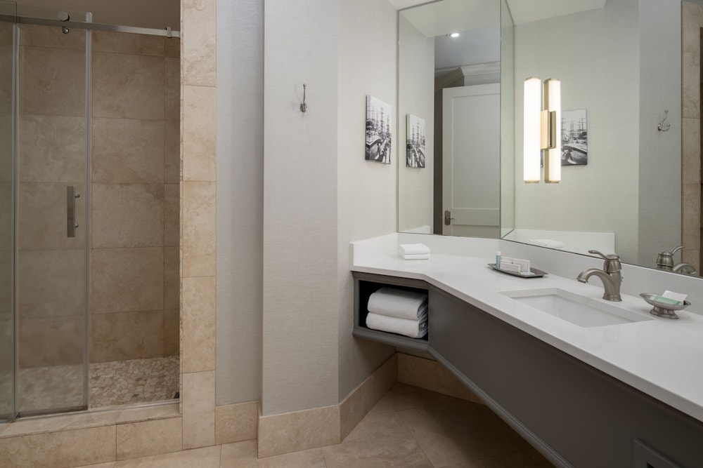 Courtyard by Marriott Tacoma Downtown - photo 40