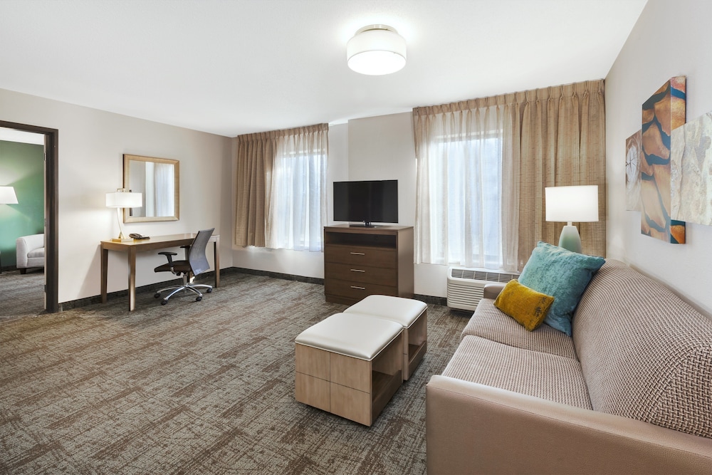 Staybridge Suites Columbia by IHG - photo 12