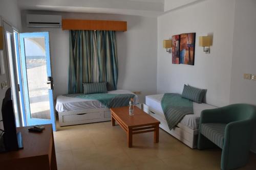 Bungalow de Luxe en Bord de Mer a Nabeul — 4-Star Luxury Hotel in Douane, Tunisia