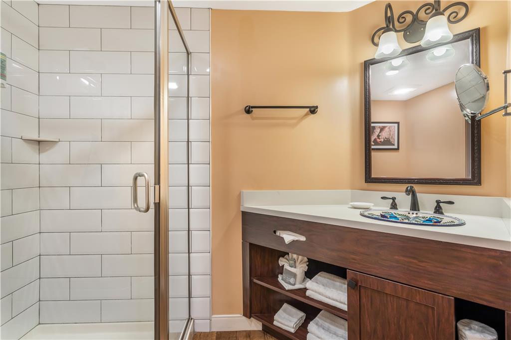 Best Western Rose Garden Inn - photo 45