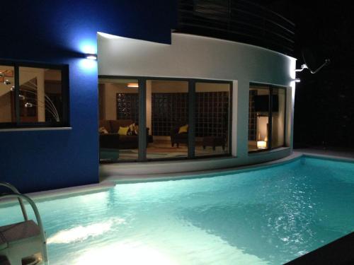 Villa Serena your exclusive private swimming pool — 4-Star Luxury Hotel in Setubal, Portugal