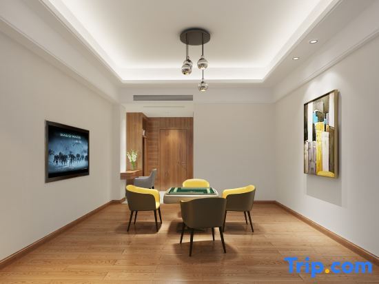 Atour Hotel Zhuhai Xiangzhou Aoyuan Plaza in Zhuhai, People's Republic of China