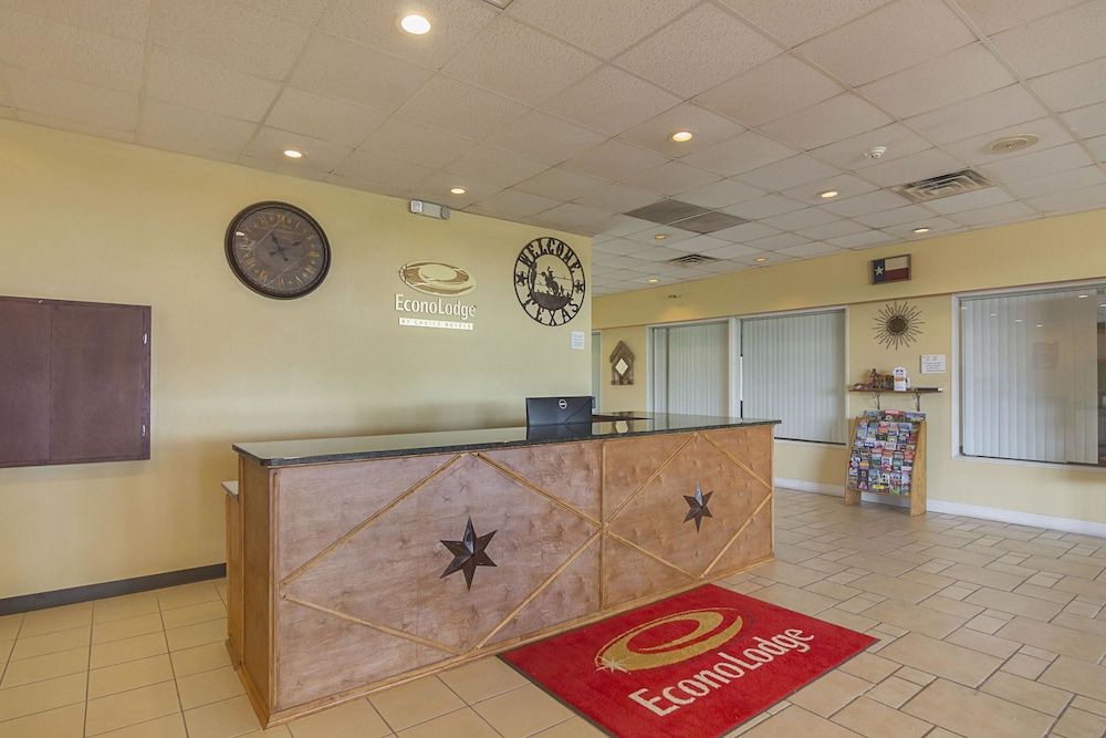 Hotel Super 8 Sulphur Springs - photo 26