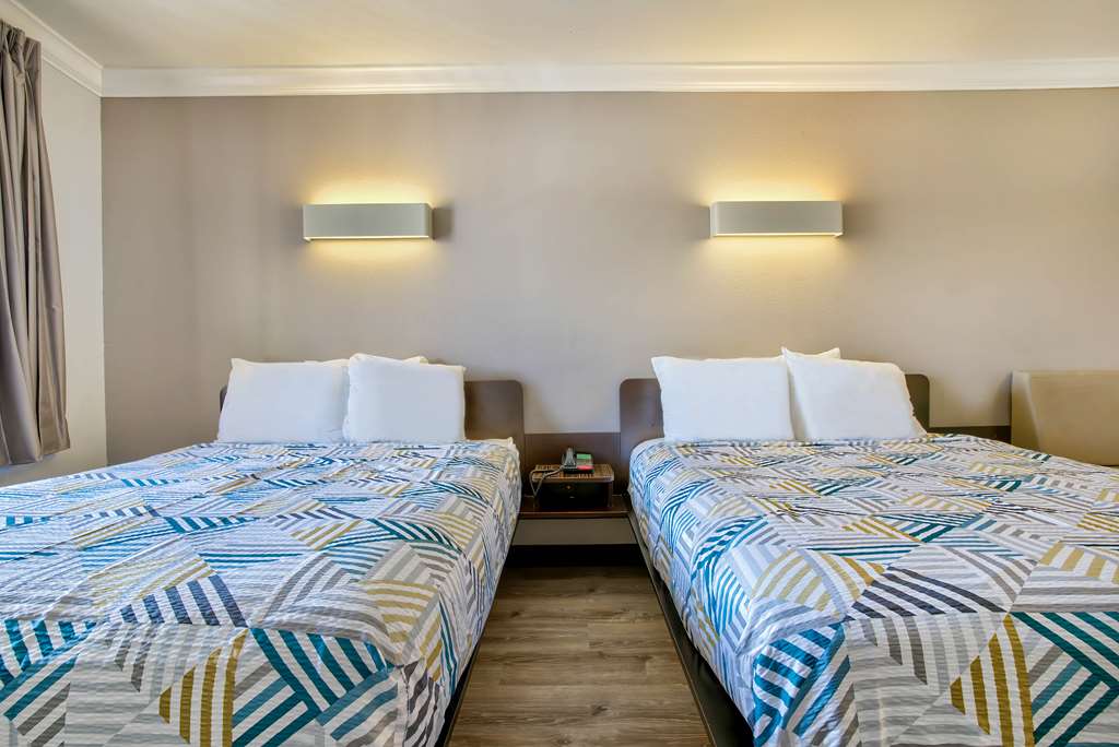 Motel 6 Menifee CA - photo 17