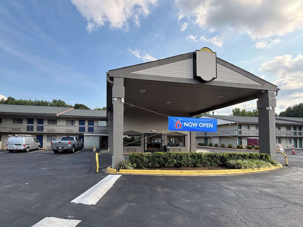 Sunset Inn Northlake - featured photo