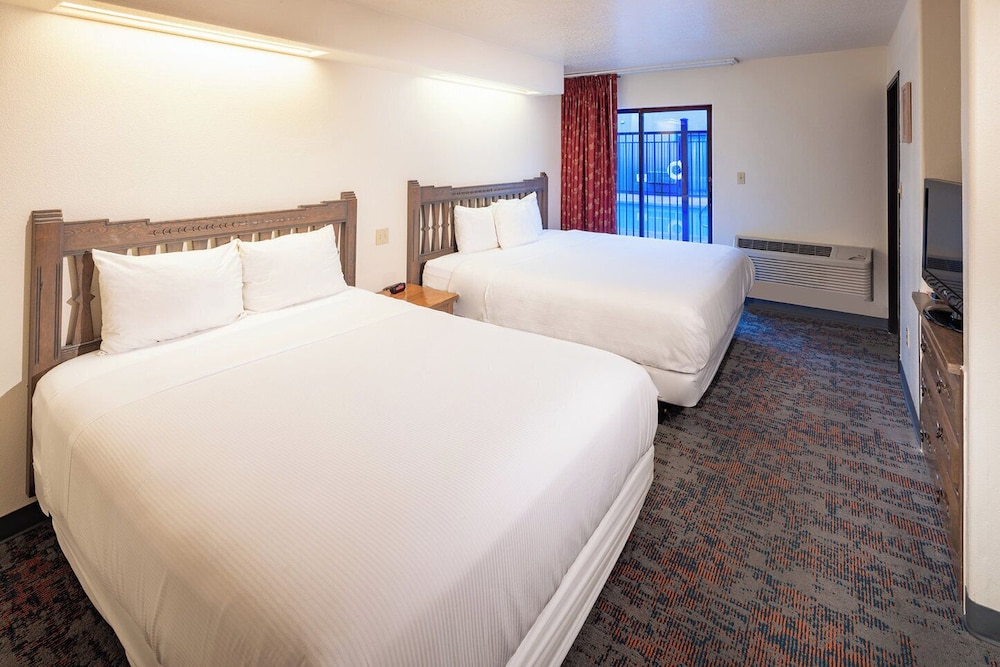 Sagebrush Inn & Suites - photo 43