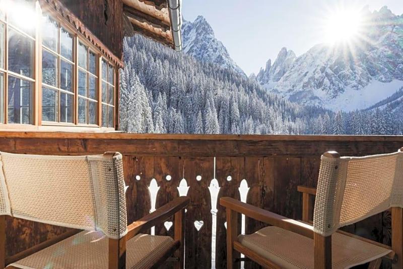 Hotel Dolomitenhof & Chalet Alte Post — Sesto — photo 3