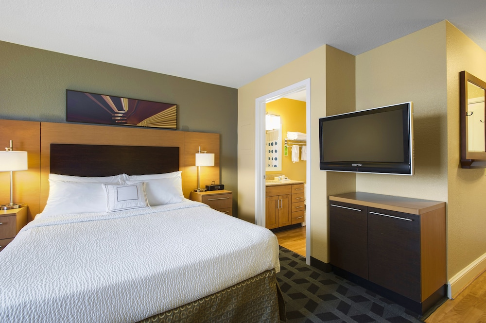 TownePlace Suites Kansas City Overland Park - photo 9