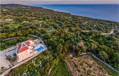 Pet Friendly Home In Lun — 4-Star Luxury Hotel in Novalja, Croatia
