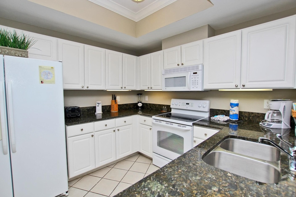 Crystal Tower 1101 - photo 12