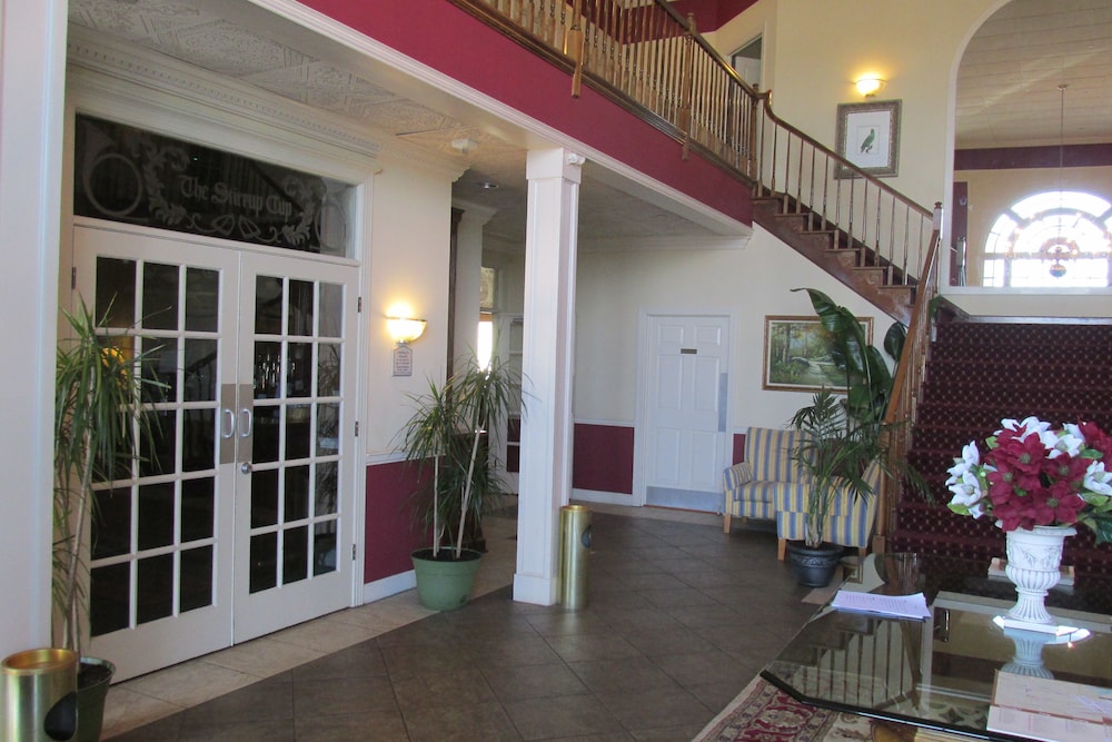 White Columns Inn - photo 4