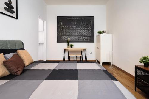 Sebino 17 Monolocale Cool — 4-Star Luxury Hotel in Milan, Italy