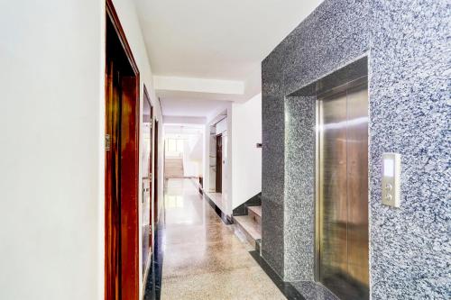 Hotel O Shyam Kunj — 4-Star Luxury Hotel in New Delhi, India