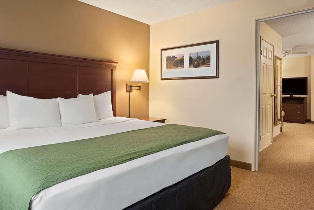 Country Inn & Suites by Radisson Stevens Point WI - photo 6