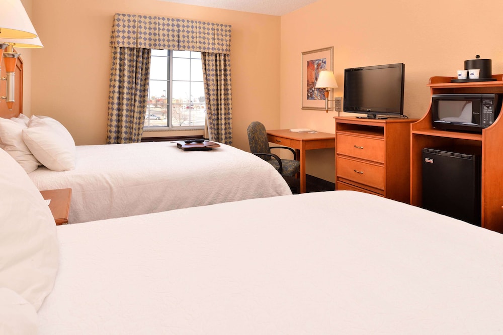 Hampton Inn Grand Island - photo 11