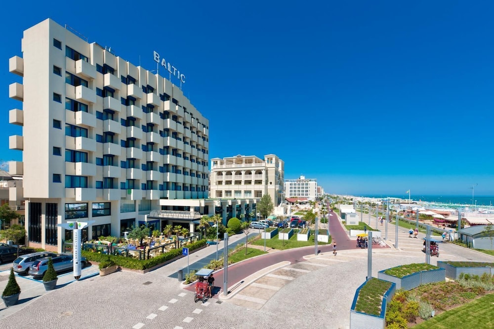 Hotel Baltic — hotel in Riccione