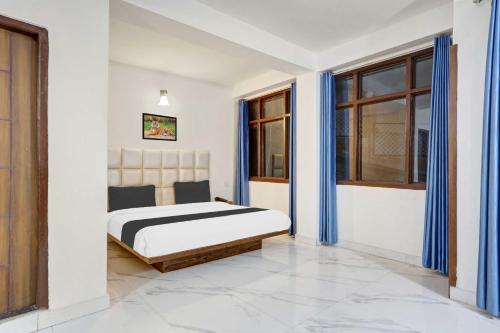 Townhouse Oak Kachighati ISBT Shimla — 4-Star Luxury Hotel in Shimla, India