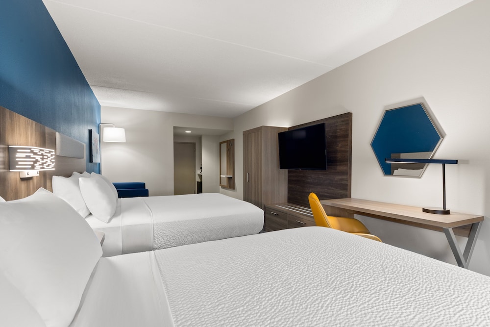 Holiday Inn Express Hotel & Suites Danbury I 84 by IHG - photo 23