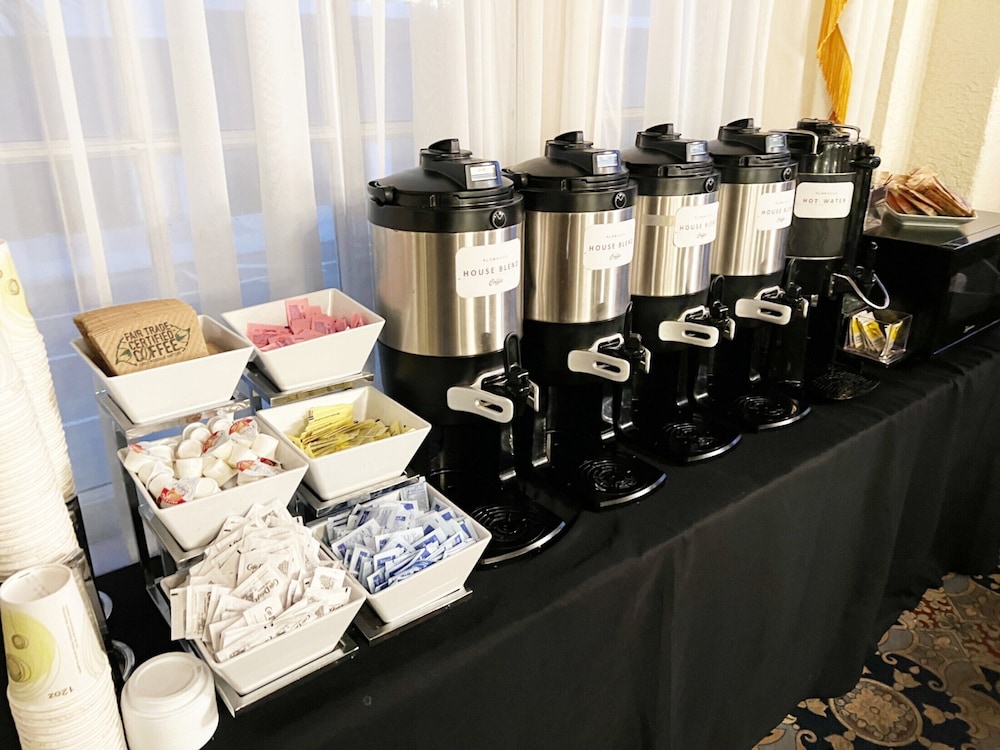 Bposhtels Tampa - photo 30