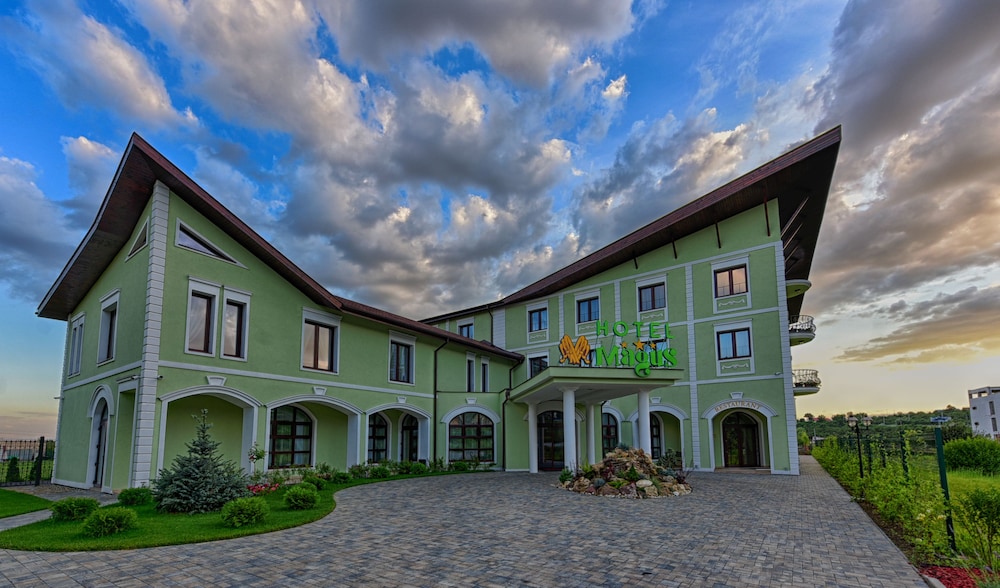Magus Hotel in Baia Mare, Romania