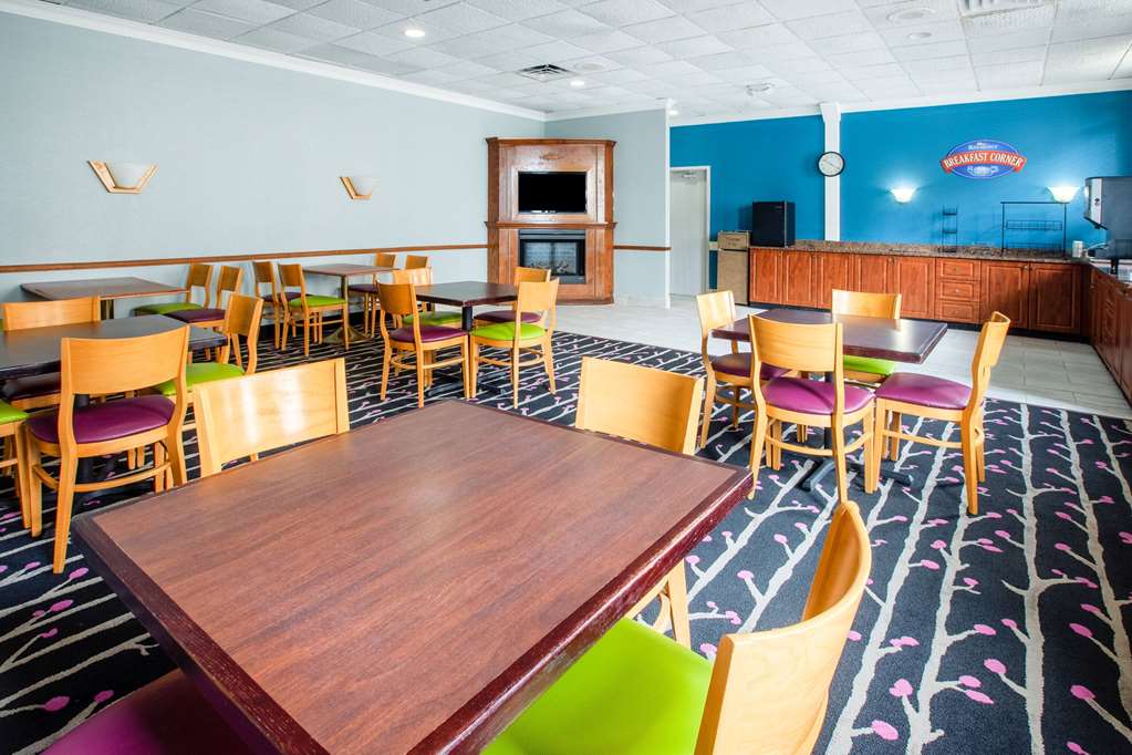 Baymont by Wyndham Northwood - photo 33