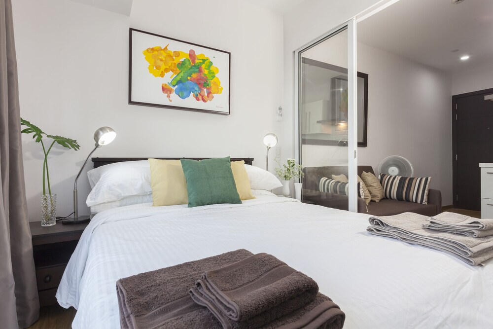 Acqua Residences By Stayhome Asia in Mandaluyong City, Philippines