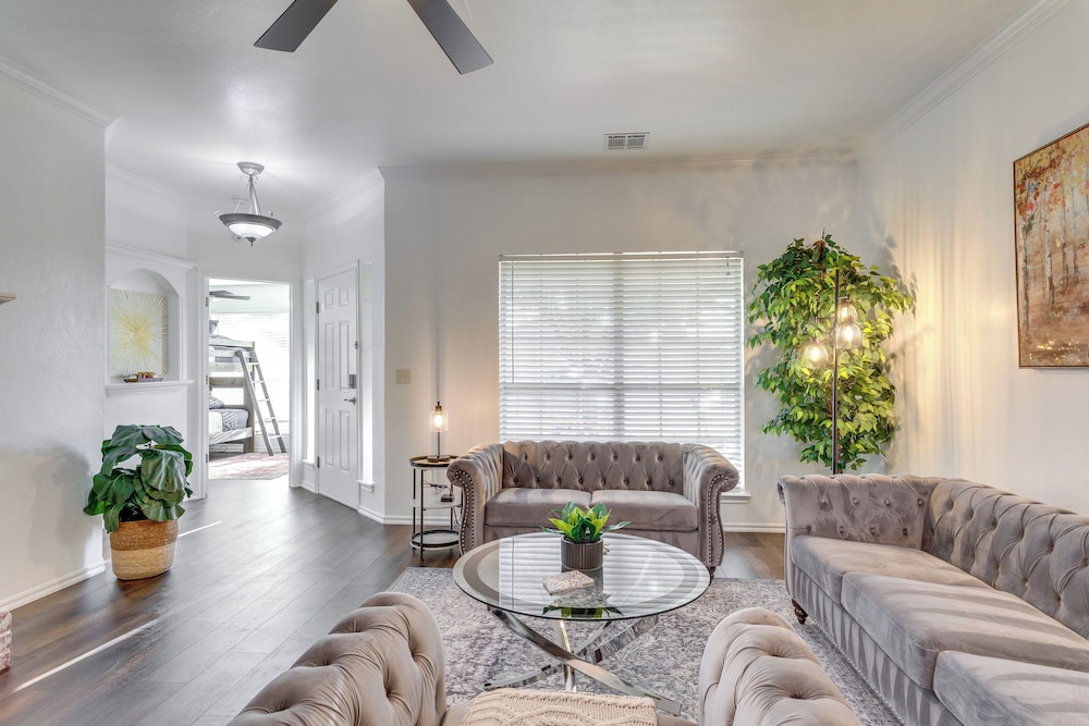 Updated Oklahoma City Home 11 Mi to Bricktown - photo 2