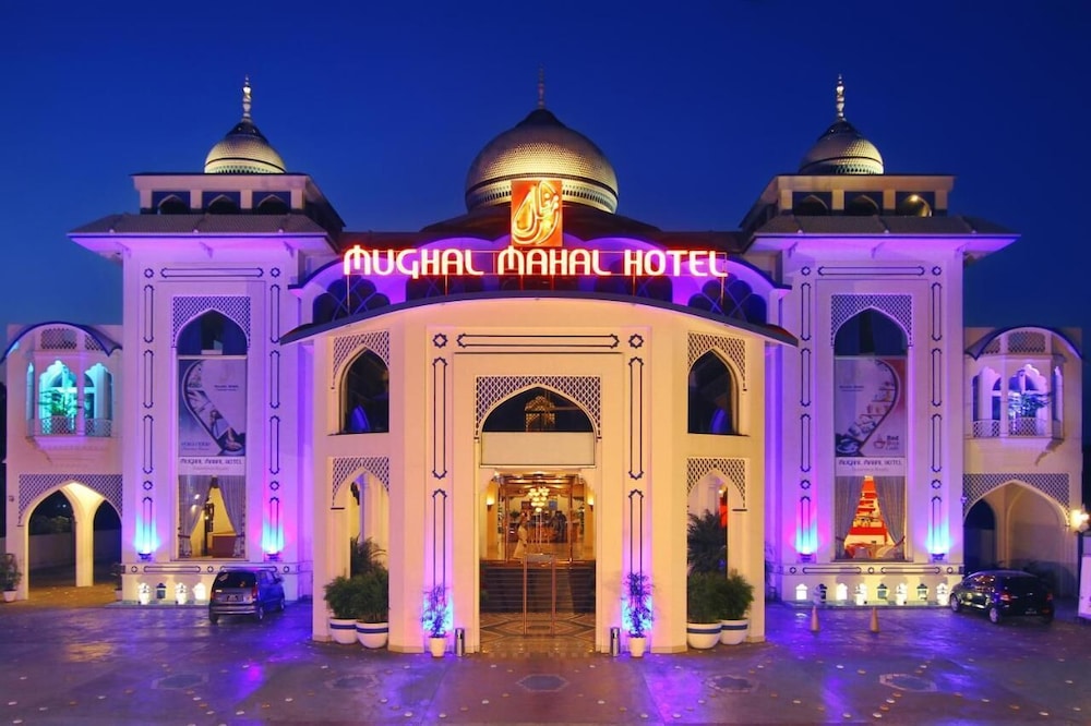 Mughal Mahal Hotel in Gujranwala, Pakistan