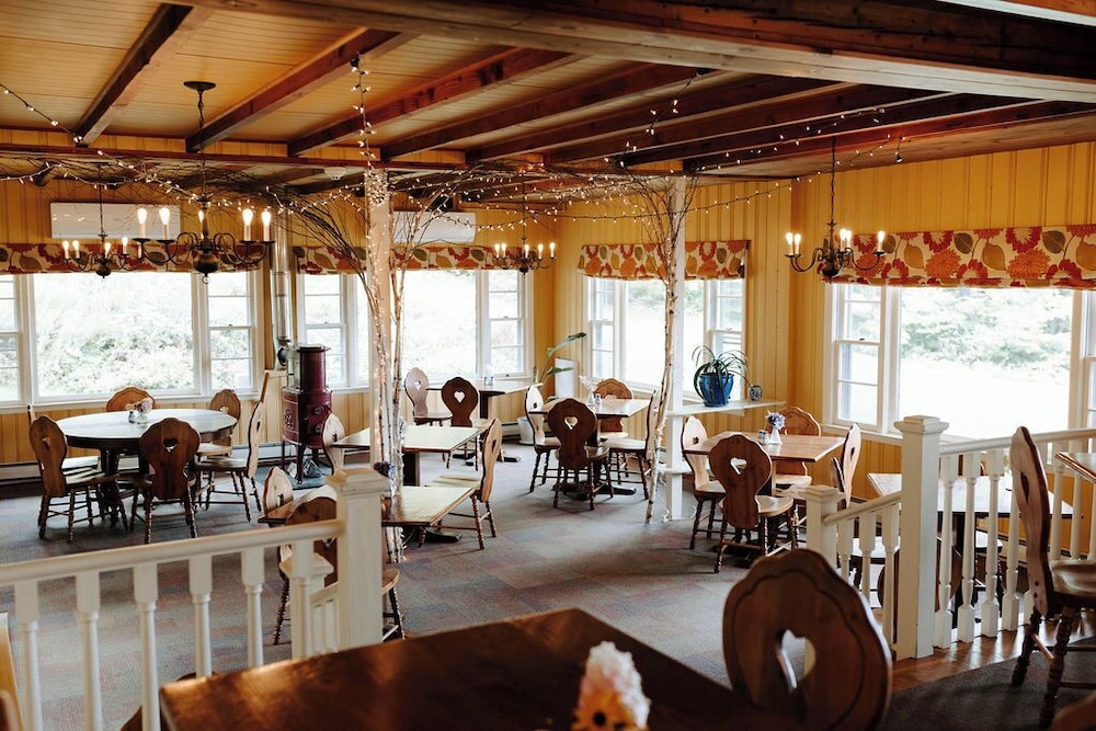 Snowvillage Inn - photo 193