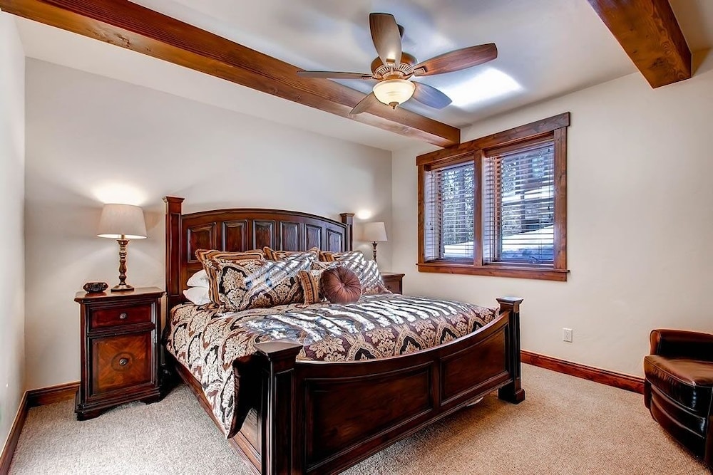 Slopeside Manor On Peak 8 By Pinnacle Lodging - photo 7