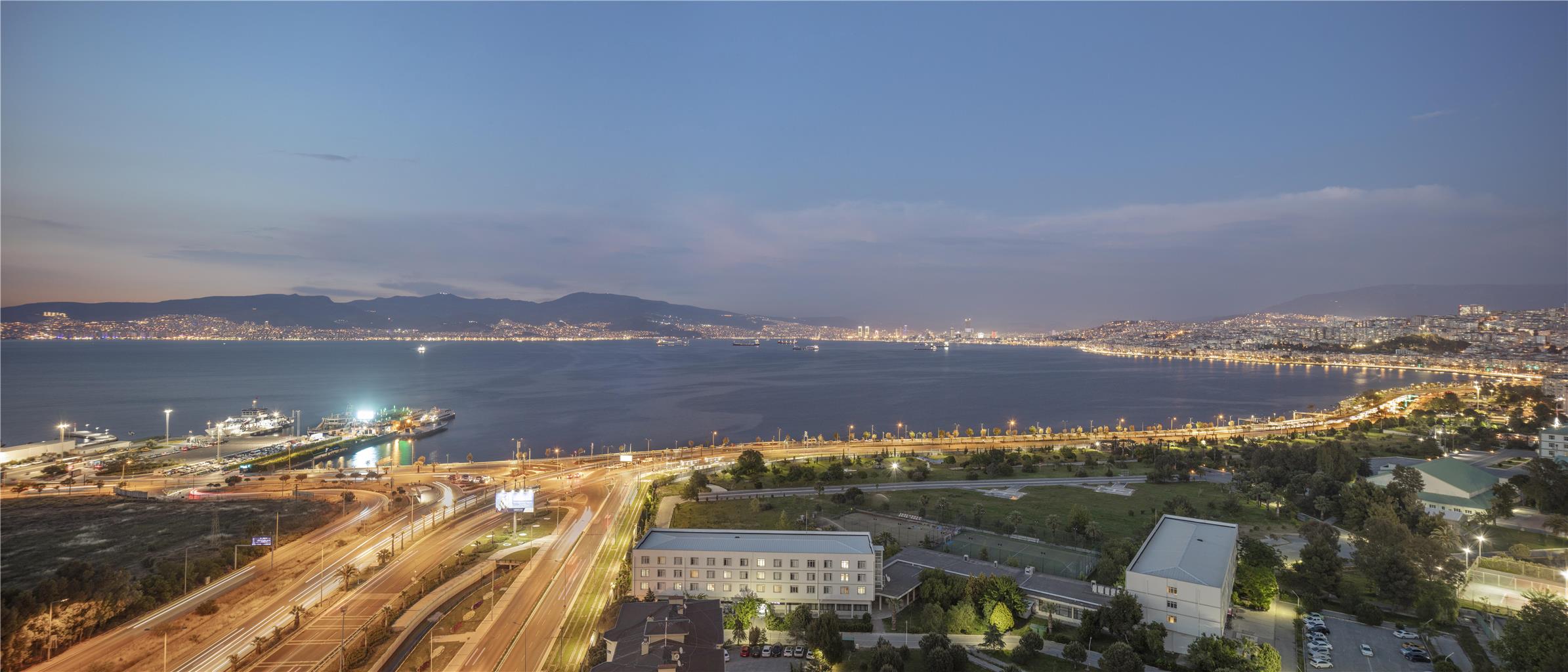 Grand Hyatt Izmir IstinyePark — 5-Star Luxury Hotel in Izmir, Turkey