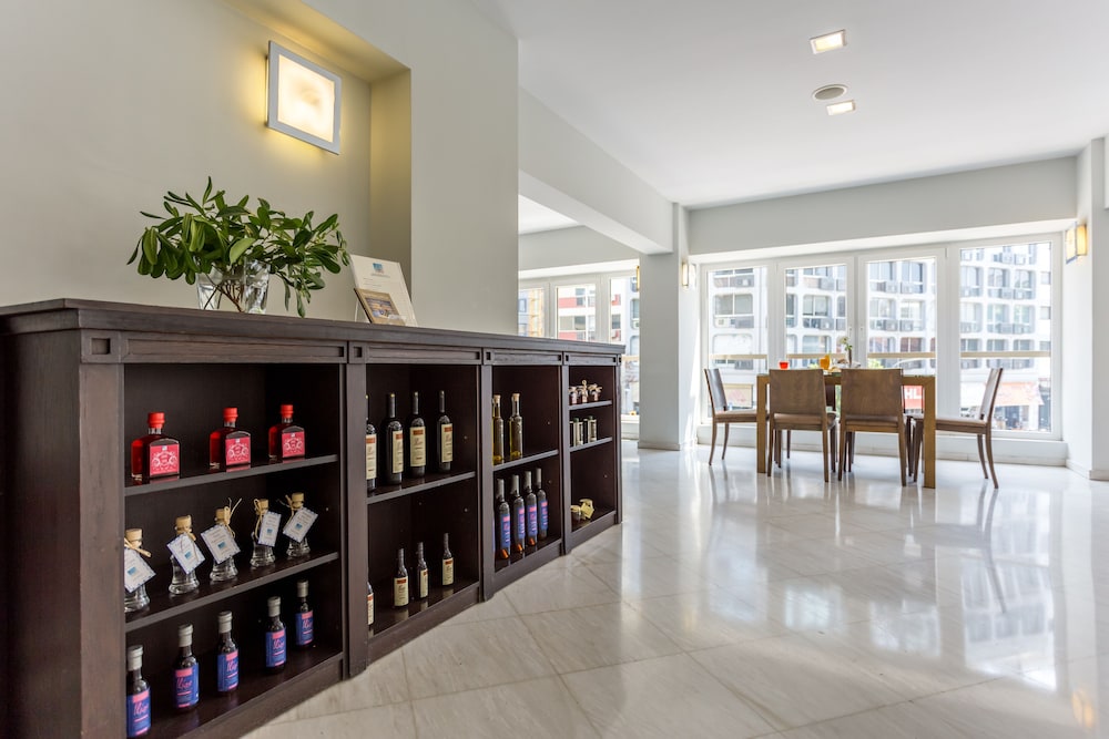 מזון ומשקאות