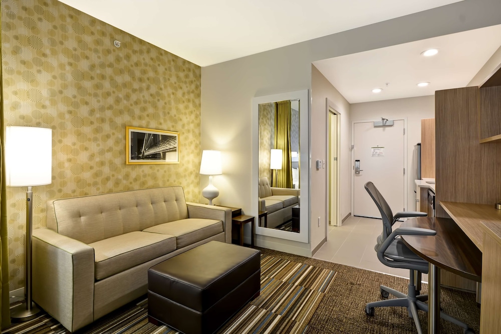 Home2 Suites by Hilton Dallas Downtown at Baylor Scott & White - photo 14