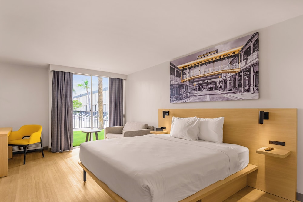 B&B Hotel Orlando International Drive Near Universal Newly Renovated - photo 4