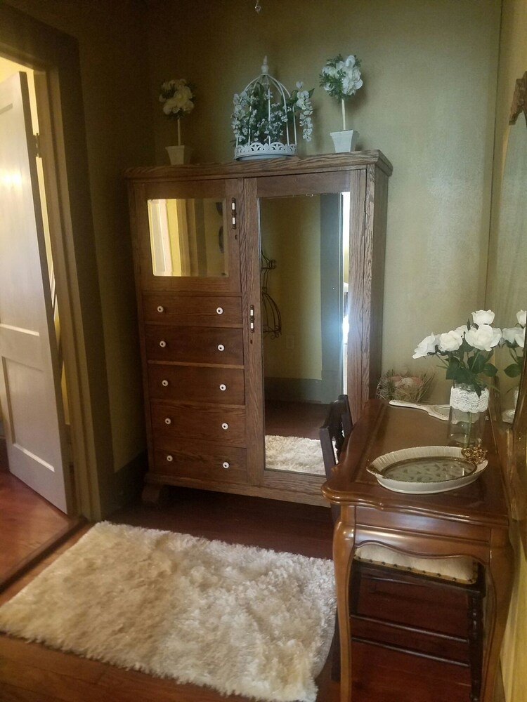 Gibbs Street Manor - photo 16