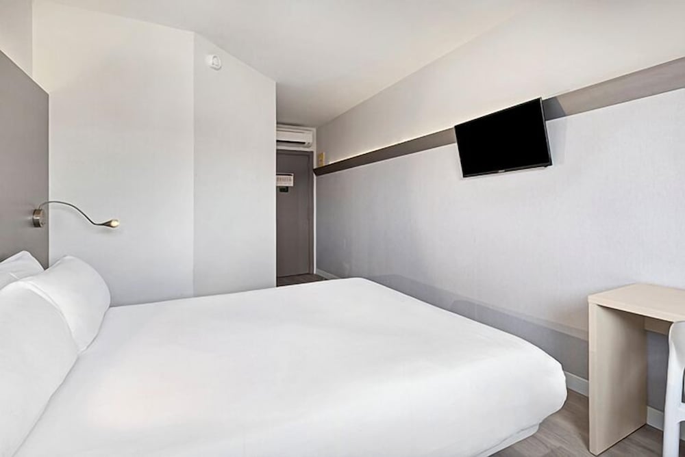 B&B Hotel Girona 2 — Salt — photo 5