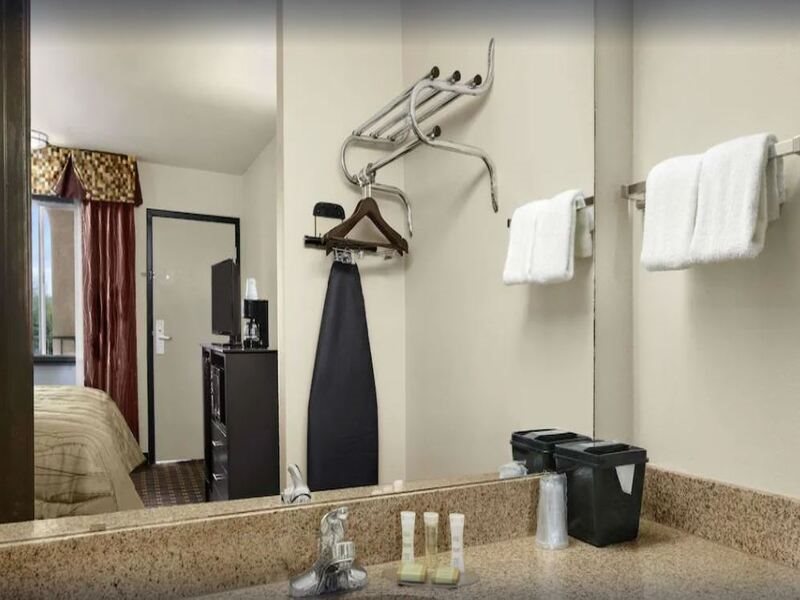 Super 8 by Wyndham Fort Worth TX - photo 9