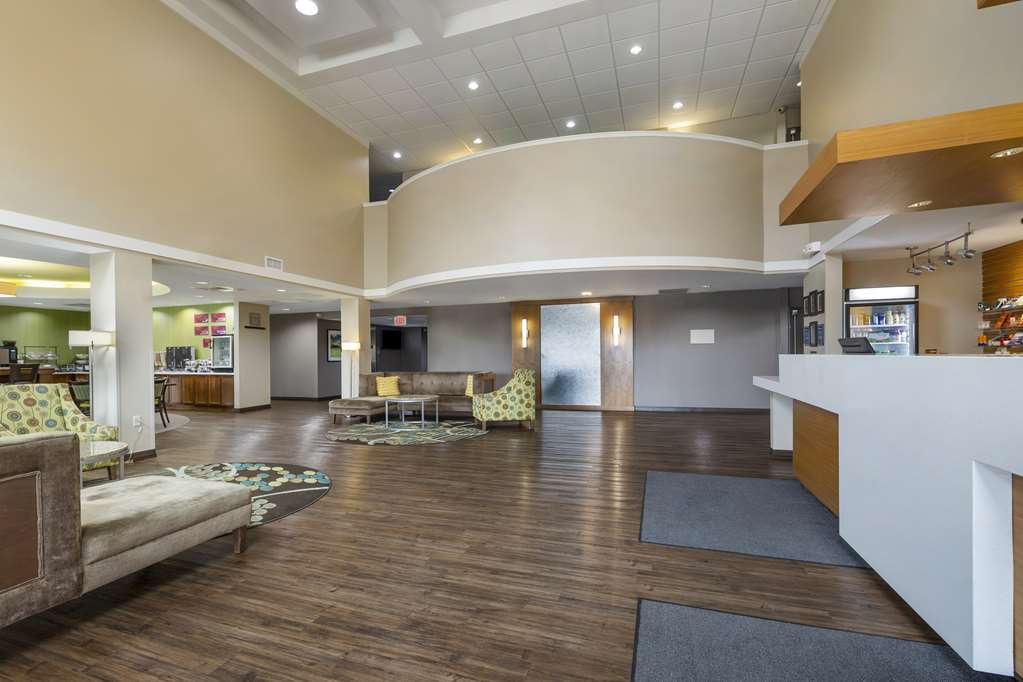 Best Western Plus Patterson Park Inn - photo 2