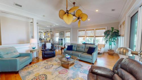 The Turtle Ranch by Tybee Vacation Rentals — 4-Star Luxury Hotel in Tybee Island, United States