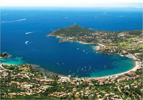 Villa Cap Dramont — 5-Star Luxury Hotel in Saint-Raphael, France
