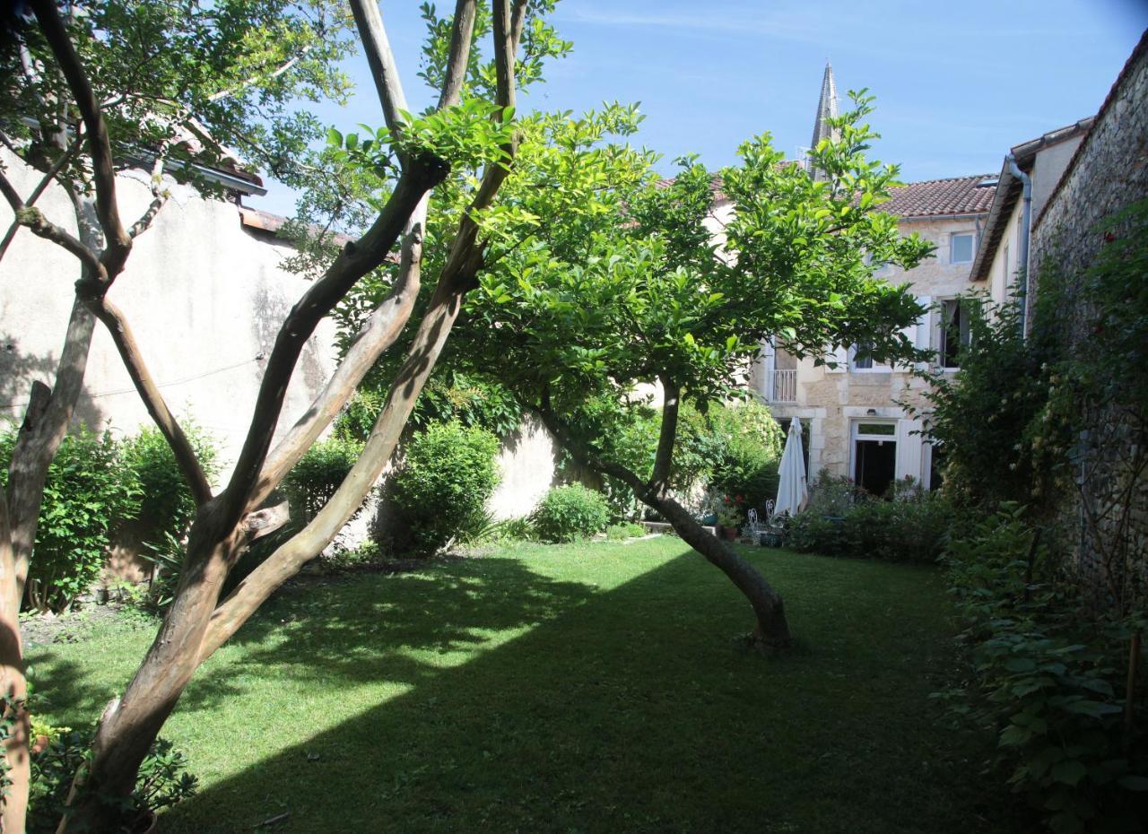 Le Magnolia — hotel in La Rochefoucauld