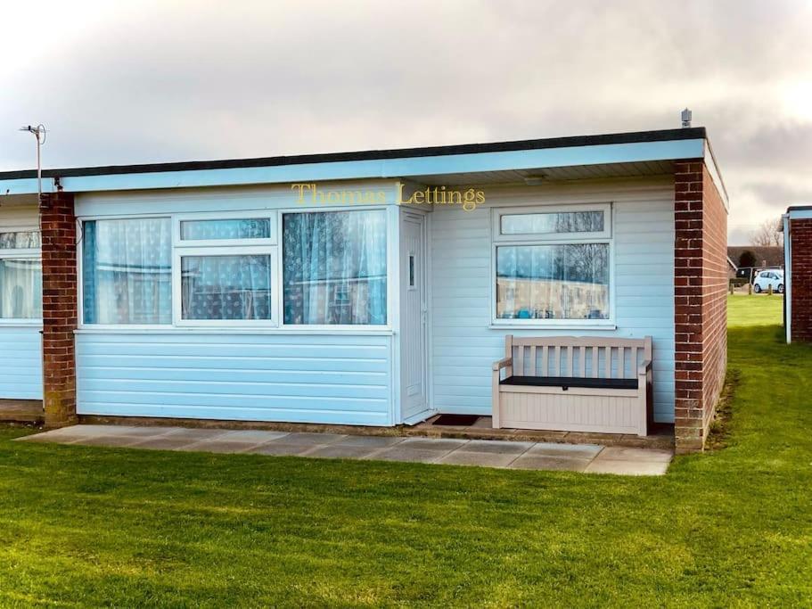 Cosy 2 Bed Chalet — 4-Star Luxury Hotel in Great Yarmouth, United Kingdom