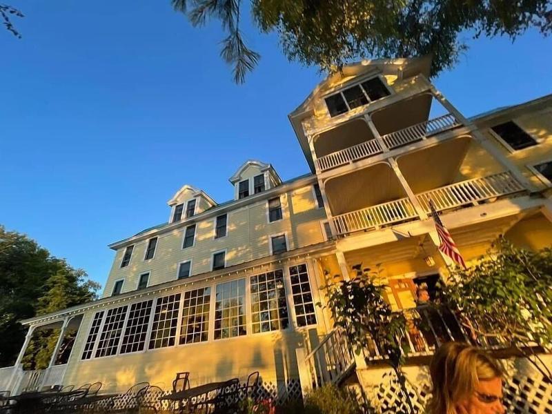 The Woods Inn - photo 7